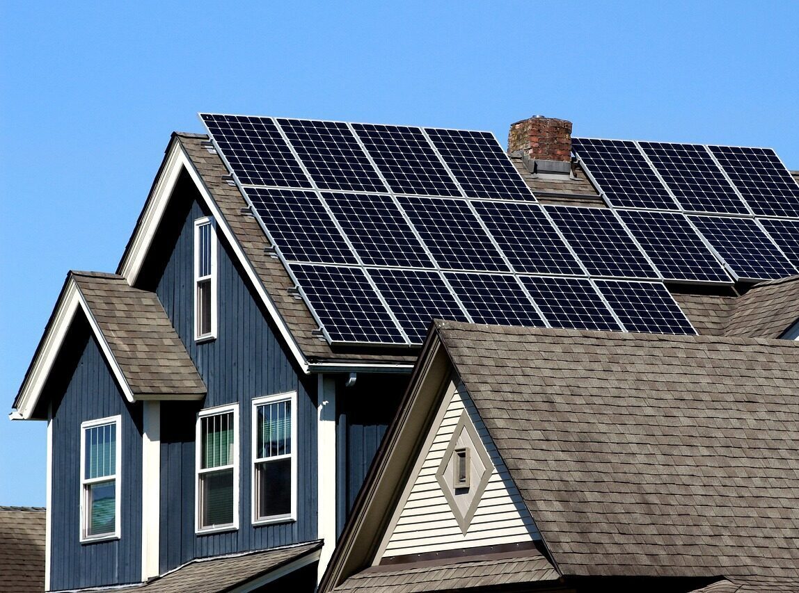 How to Clean Solar Panels